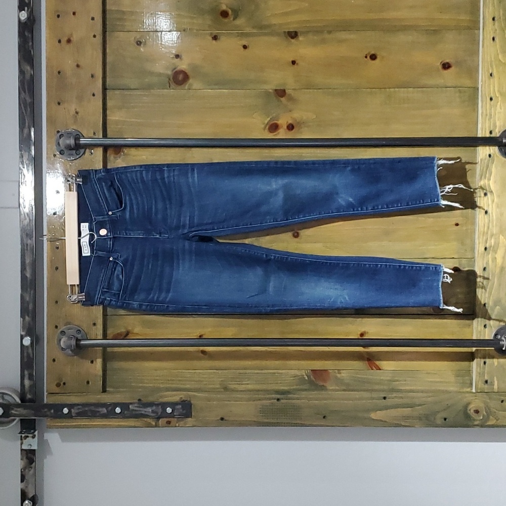 AYR PREMIUM BLUE JEANS W24 L30 SKINNY DISTRESSED HEM
